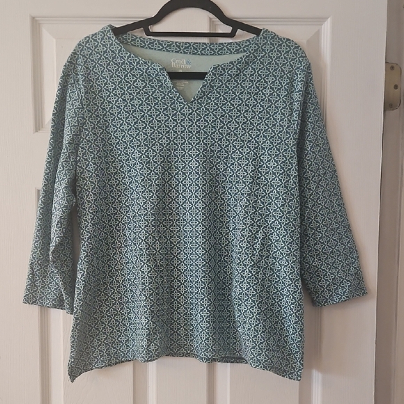 croft & barrow Tops - Croft & Barrow Teal Geometric Blouse
